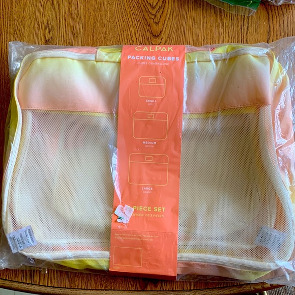 CALPAK Packing Cubes - Picture 2 of 5